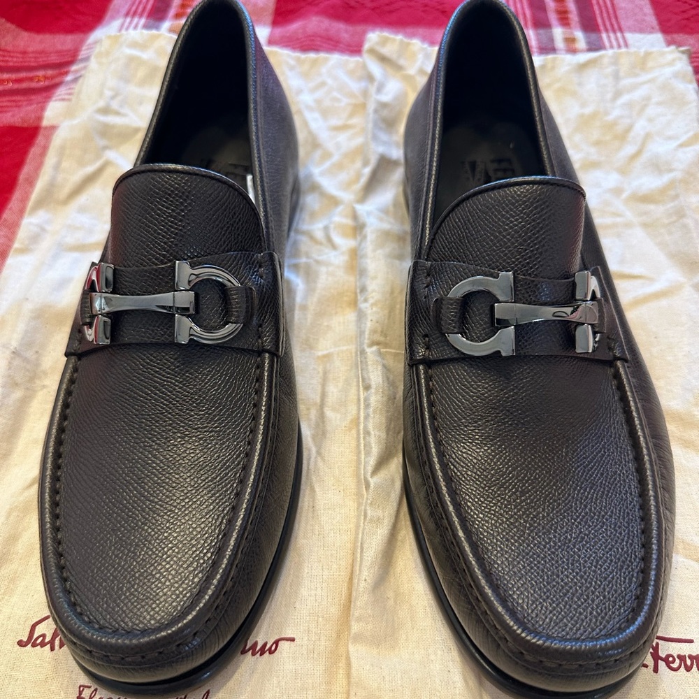 Mens Ferragamo Loafer- Dark Brown Size 8